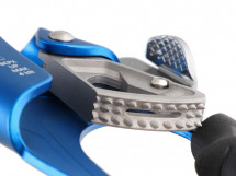 Зажим ручной «Жумар» под правую руку 2020, Венто